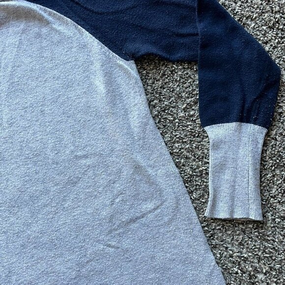 Blue White 41 Hawthorn Mens Medium Sweater, Capsule Wardrobe Piece - Picture 5 of 7